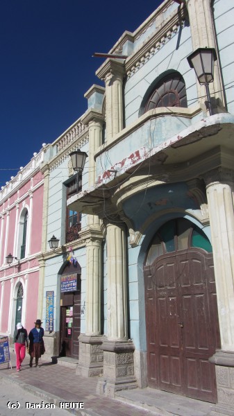 Facade coloniale vieillissante